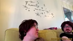 Odtwórz Cleo Summers w bieliźnie: brytyjska amatorska dziwka zjada kutasa i bierze gorący wytrysk w Leeds, Yorkshire