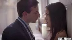 Oynat Asya minyon ile büyük memeler becerdin sert ve oral seks
