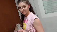 Abspielen Teen Latina Shanaxnow kann nicht genug von Big Dicks Sperma bekommen