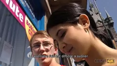 Jouer L'adolescente ceca a corto di soldi Madelina Dee scopa per soldi in POV