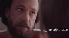 Padrasto não consegue resistir à paixão adolescente tabu