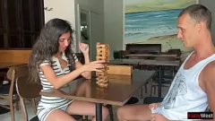 Odtwórz Strata odbytu przyrodniczej: gra Jenga Got Wild