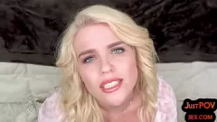 تشغيل Big Ass Blonde Teen يركب ديكًا كبيرًا في بوف مكثف